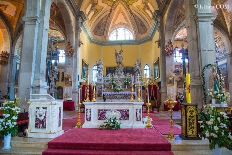 Hauptaltar der Kirche St. Euphemia in Rovinj - Mai 2015