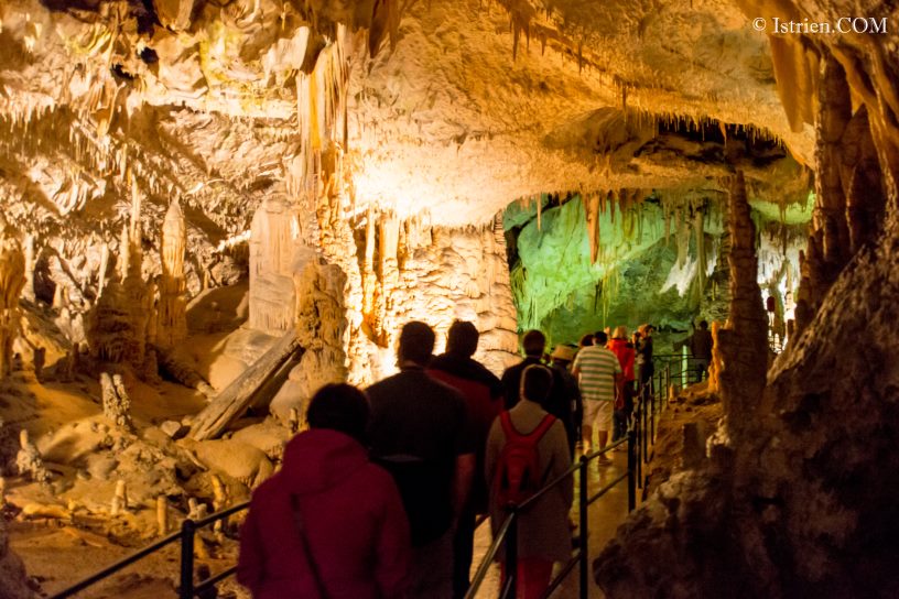 Touristen-Führung in der Höhle von Postojna - Slovenien - Istrien