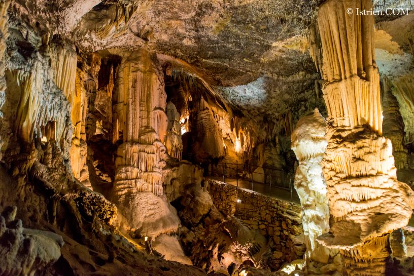 Die Tropfsteine in der Höhle von Postojna - Slovenien - Istrien