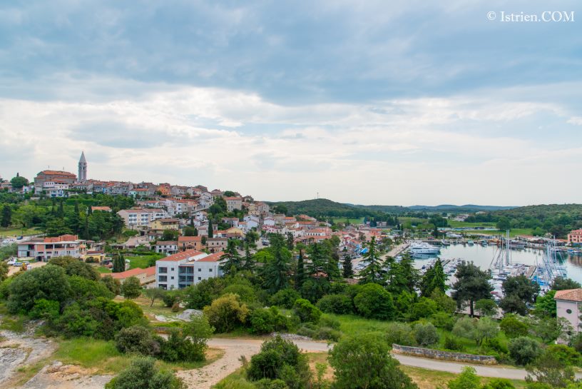 Vrsar mit Hafen in Kroatien - Istrien